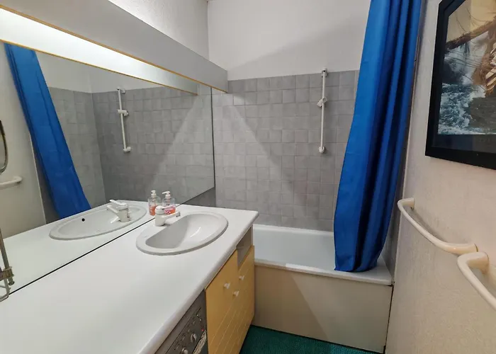 Climatise Avec Parking Prive - - 4 Personnes - Fr-1-732-113 شقة *