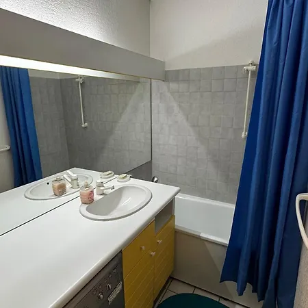 Climatise Avec Parking Prive - - 4 Personnes - Fr-1-732-113 Apartment *
