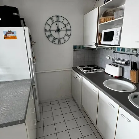 Daire Climatise Avec Parking Prive - - 4 Personnes - Fr-1-732-113 *